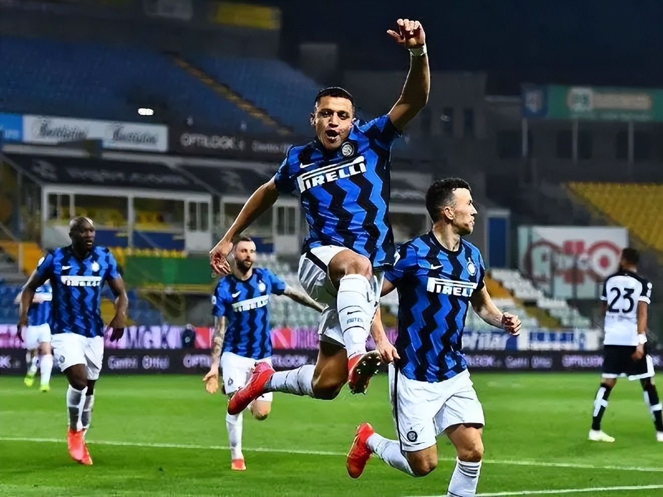 欧冠比尔森vs奥林匹亚预测,欧冠今日赛事国际米兰最新消息