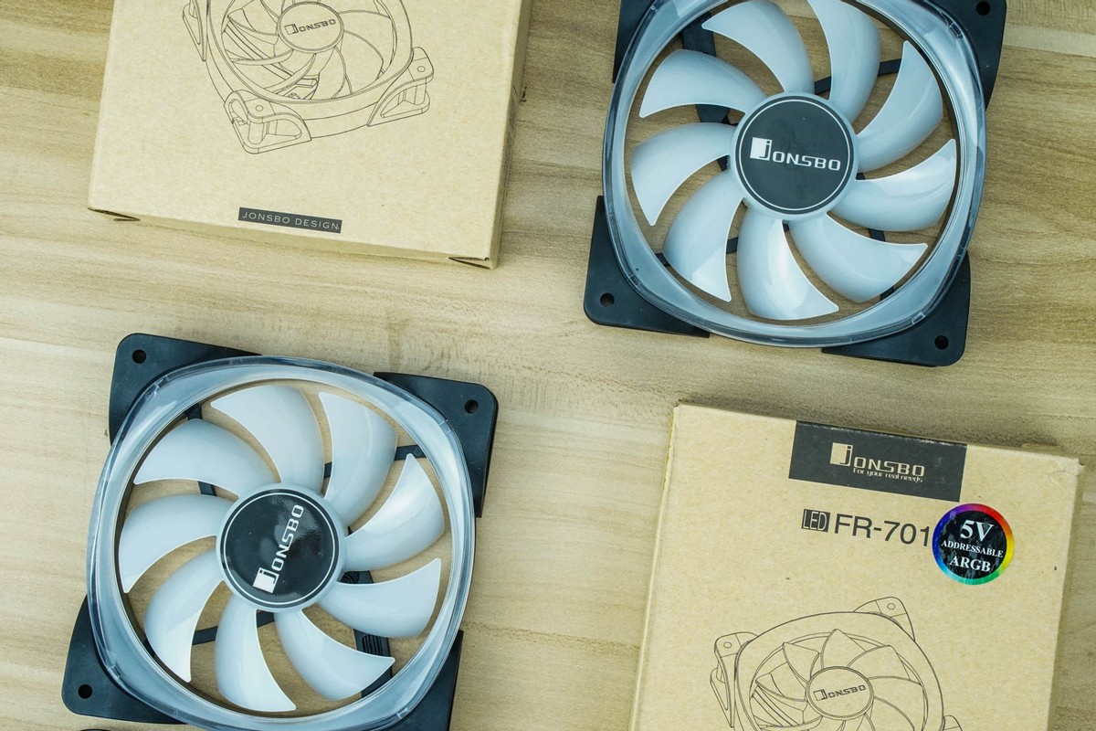 DIY一台喜欢的电脑，感觉工作效率都提高了