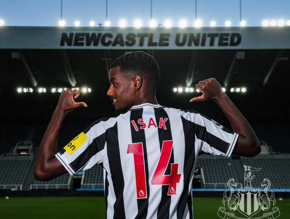 7000万欧签下小伊布！纽卡正式叫板英超旧豪强