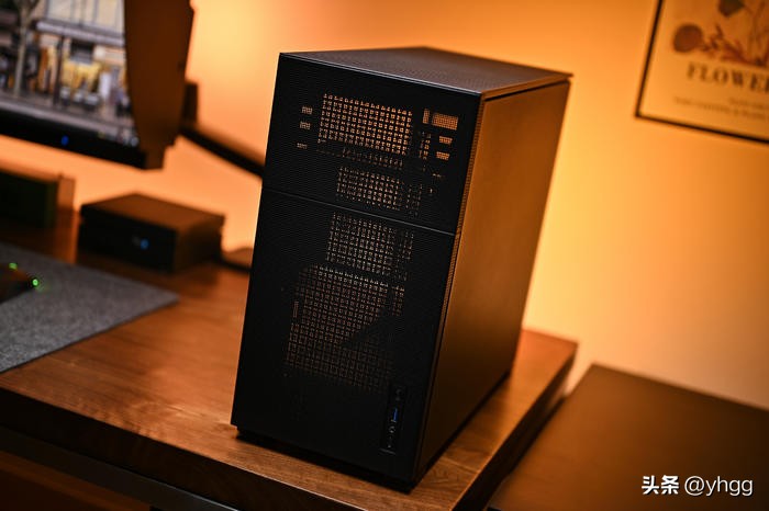 乔思伯松果d41mesh副屏版白色机箱,乔思伯d41标准版能后期加装副屏吗