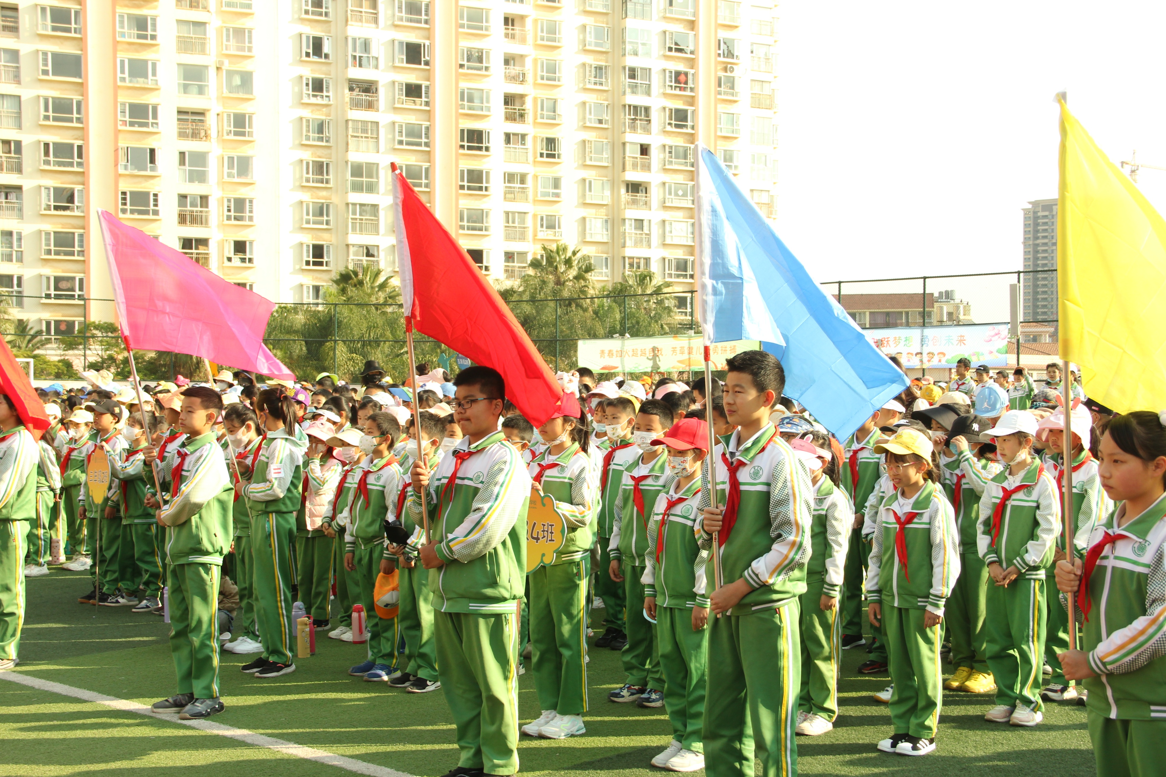 体育强国梦芳草少年行:昆明芳草地国际学校启动体育文化节