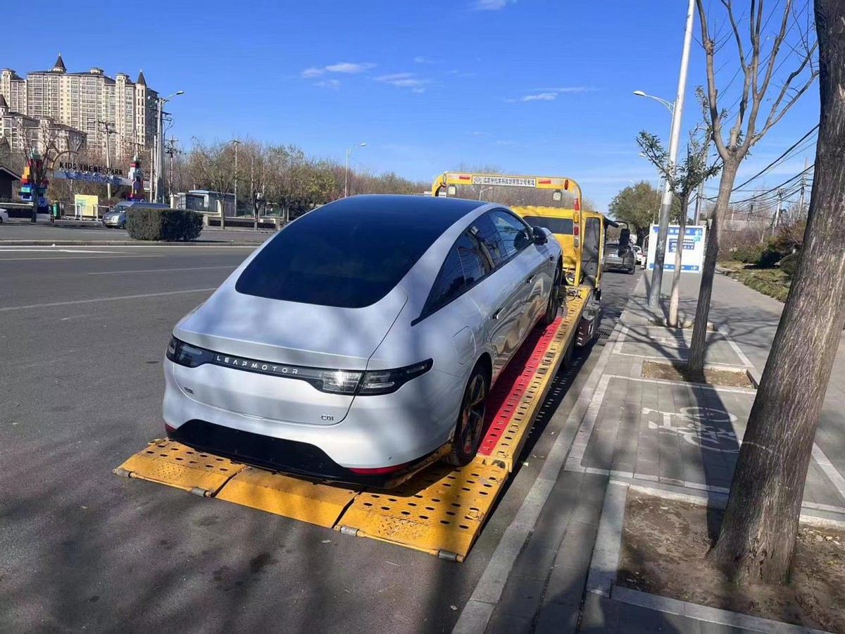 零跑c01增程版有自己的核心技术吗,零跑c01和零跑c11如何选择