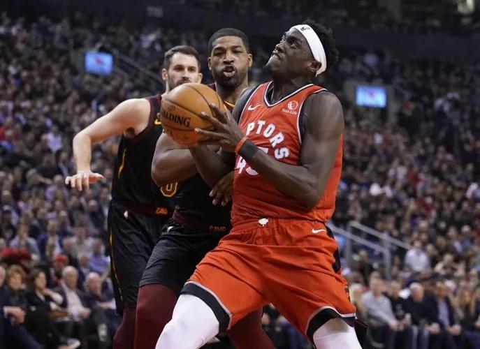 字母哥东契奇谁更有前途,字母哥东契奇谈nba强度