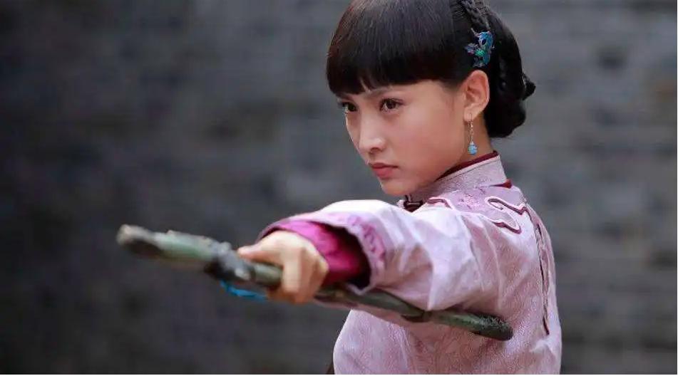 白静个人资料简介曝光,从当红女演员到无人问津