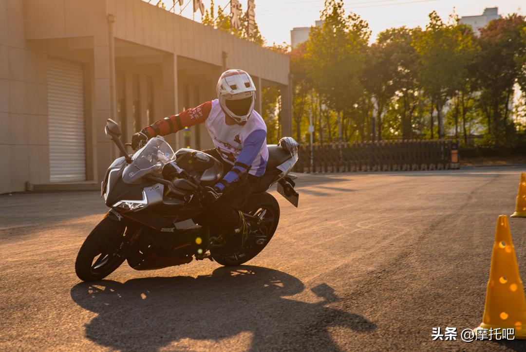 摩托车110和120的轮胎有什么区别,摩托车轮胎100-80和110-70通用吗