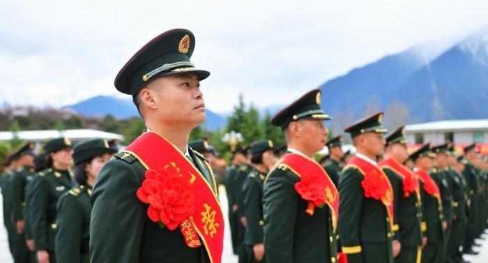 军官有特殊情况可以提前退役吗,2021年军官满多少年可以退役