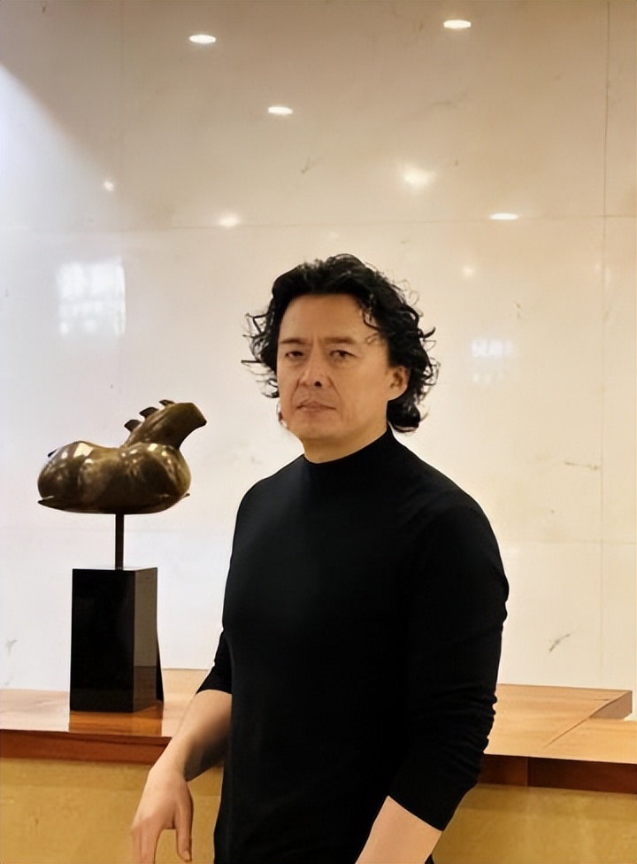 李富军雕塑作品,李富军作品视频