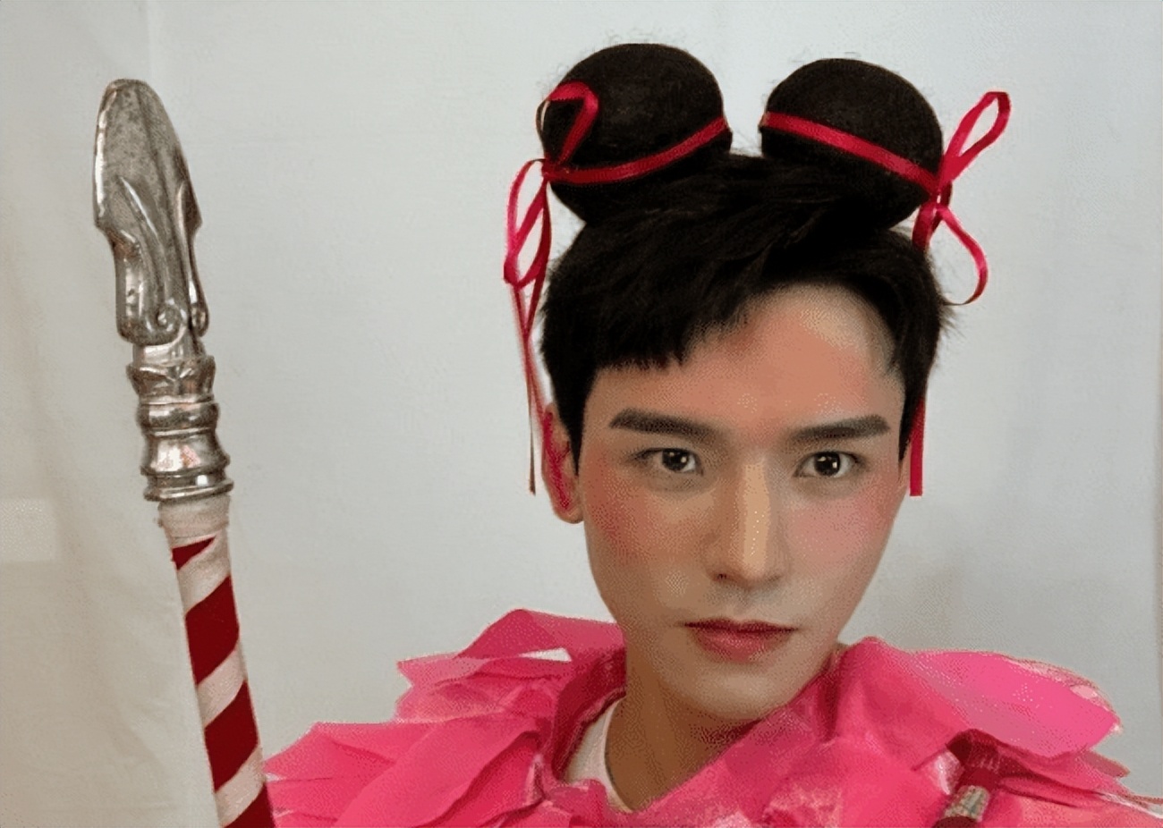 撞脸冯巩的素人,冯巩撞脸