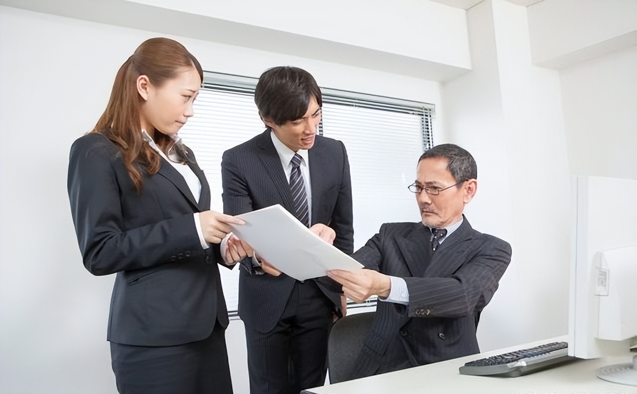 可以通过微信群主动加领导微信吗,微信群里主动加领导微信