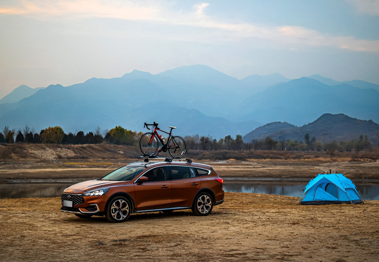 福克斯油耗拖后腿了吗,07年福克斯自动挡1.8正常油耗多少