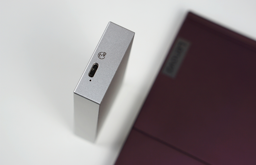 奥睿科雷电4固态硬盘盒,奥睿科硬盘盒支持4T硬盘吗