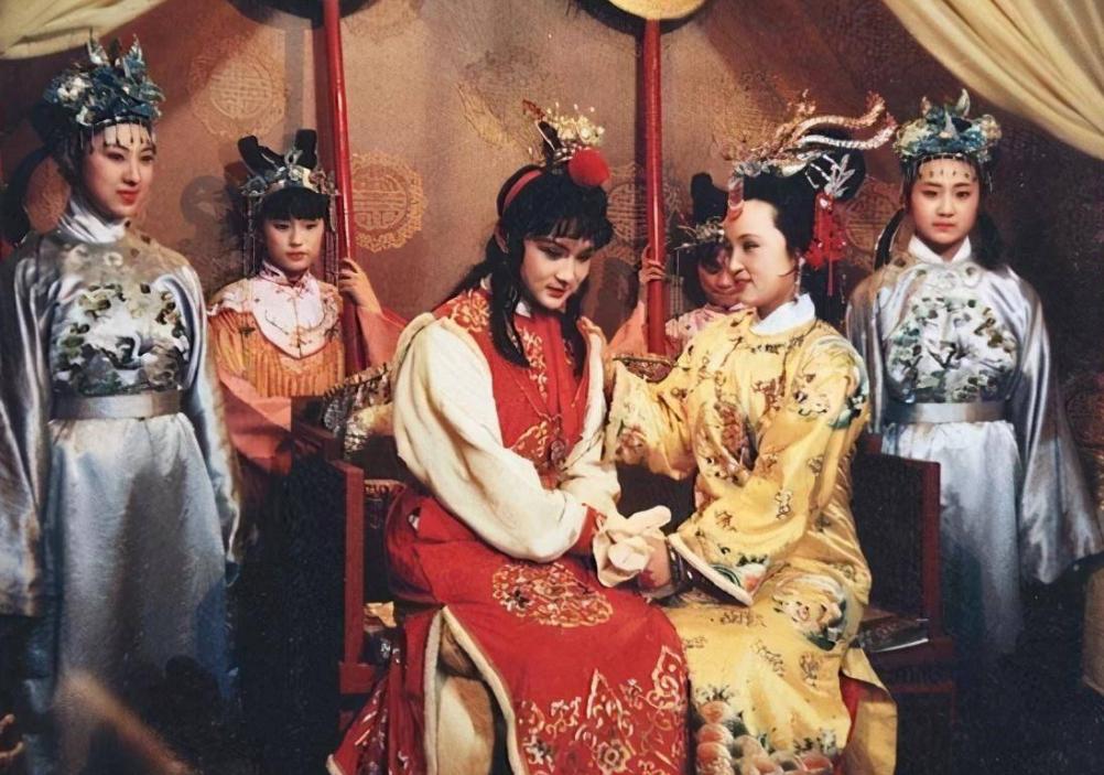 四大名著建议先看哪一本,如果从四大名著中选你会选哪一本