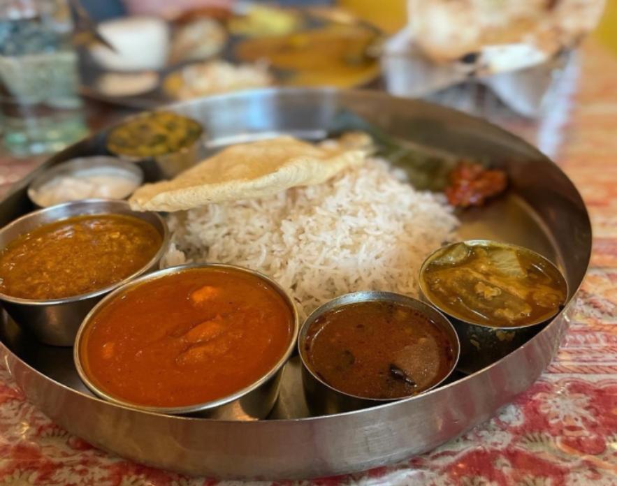 印度恒河用网抓清道夫,清道夫恒河印度