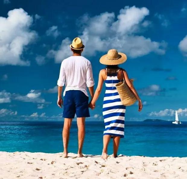 男女聊天突然冷淡找不到话题,男女之间聊天真的容易聊出感情吗