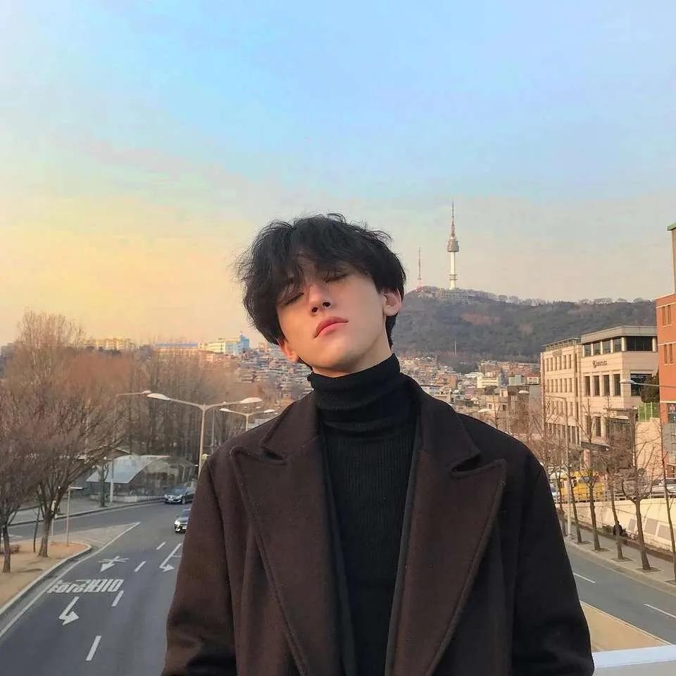 男神头像女生,男头一组优质的男生头像