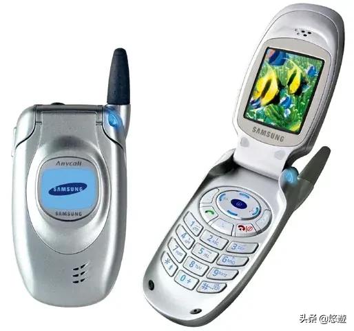 十款经典翻盖手机,曾经的经典翻盖手机