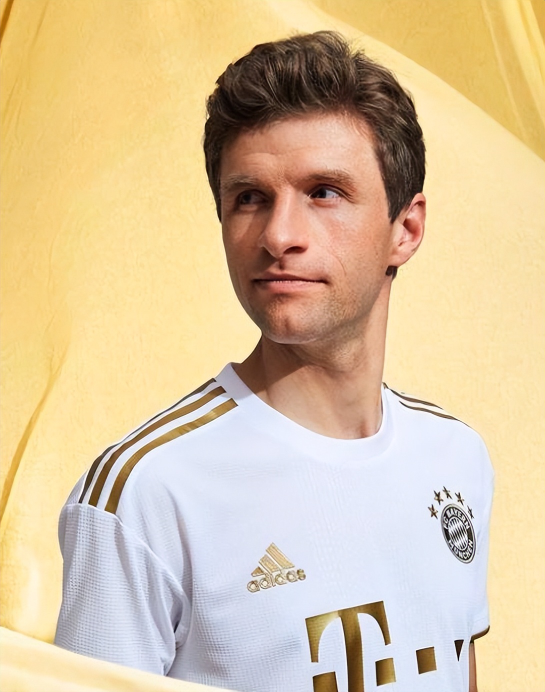 拜仁获利,拜仁今夏转会总收入超1亿欧