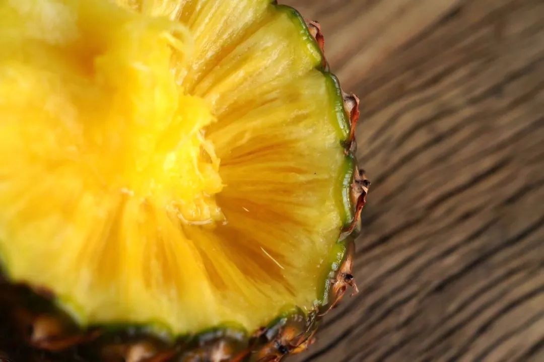 现在为什么菠萝很少凤梨很多,市场上的菠萝和凤梨怎么区分