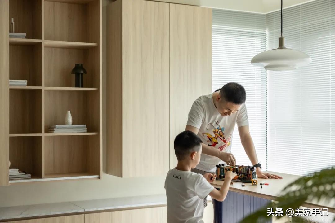 成都164㎡的小屋火了，仅凭一个玄关就圈粉无数，家居氛围太棒了