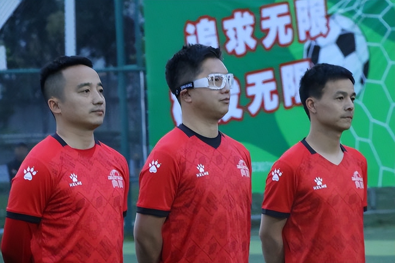 “德丰杯·迎大运”成德足球友谊赛在广汉向阳开赛