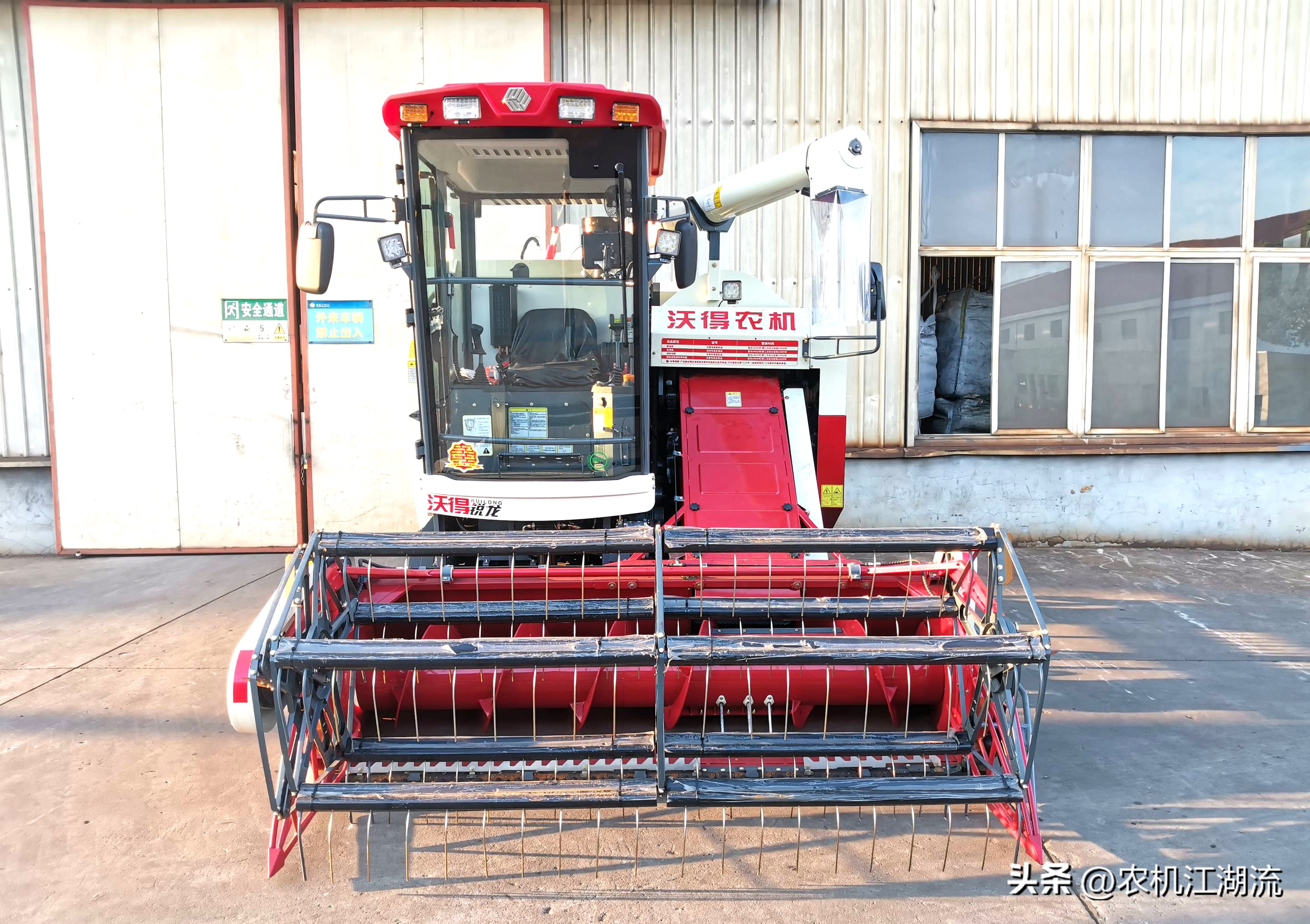 大型水稻收割机全过程,史上最快的水稻收割机