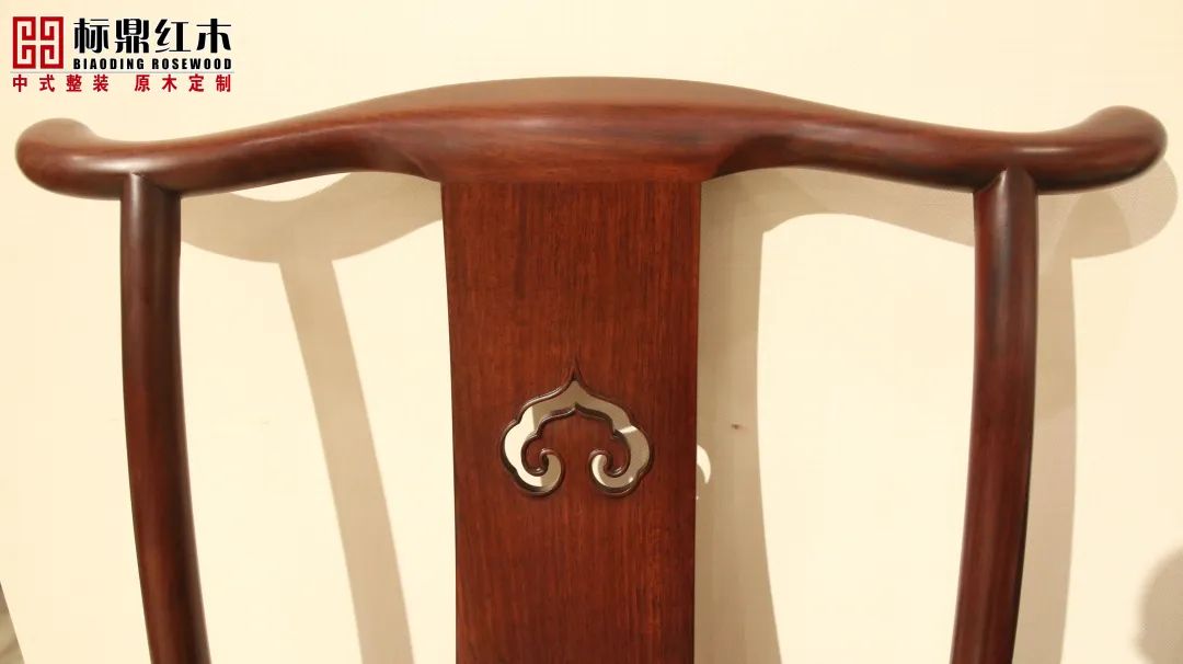 巴里黄檀千里江山圆餐桌介绍,苏阳红巴里黄檀圆餐桌价格