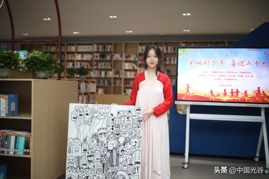 认识800种鸟，为癌症病人蓄长发，长大想当乔布斯……新时代的光谷少年，未来可期！