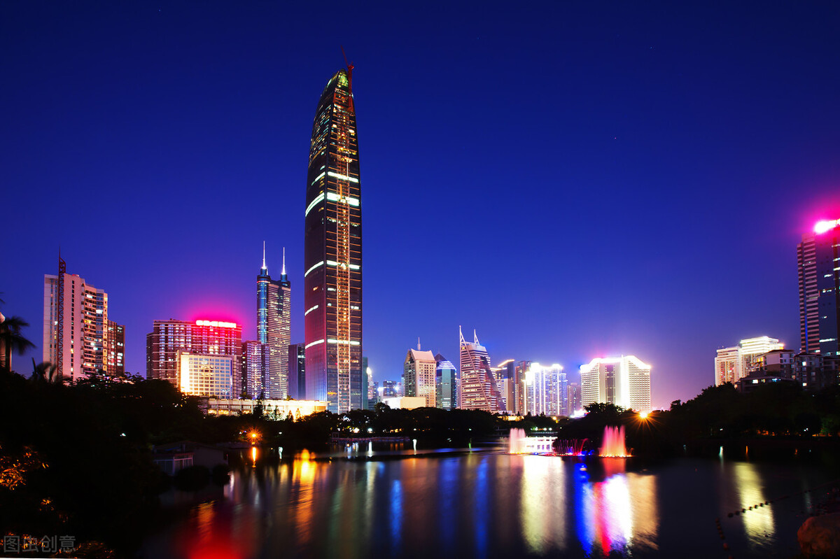 在大城市工作好还是小城市生活好,为什么年轻人在大城市工作生活