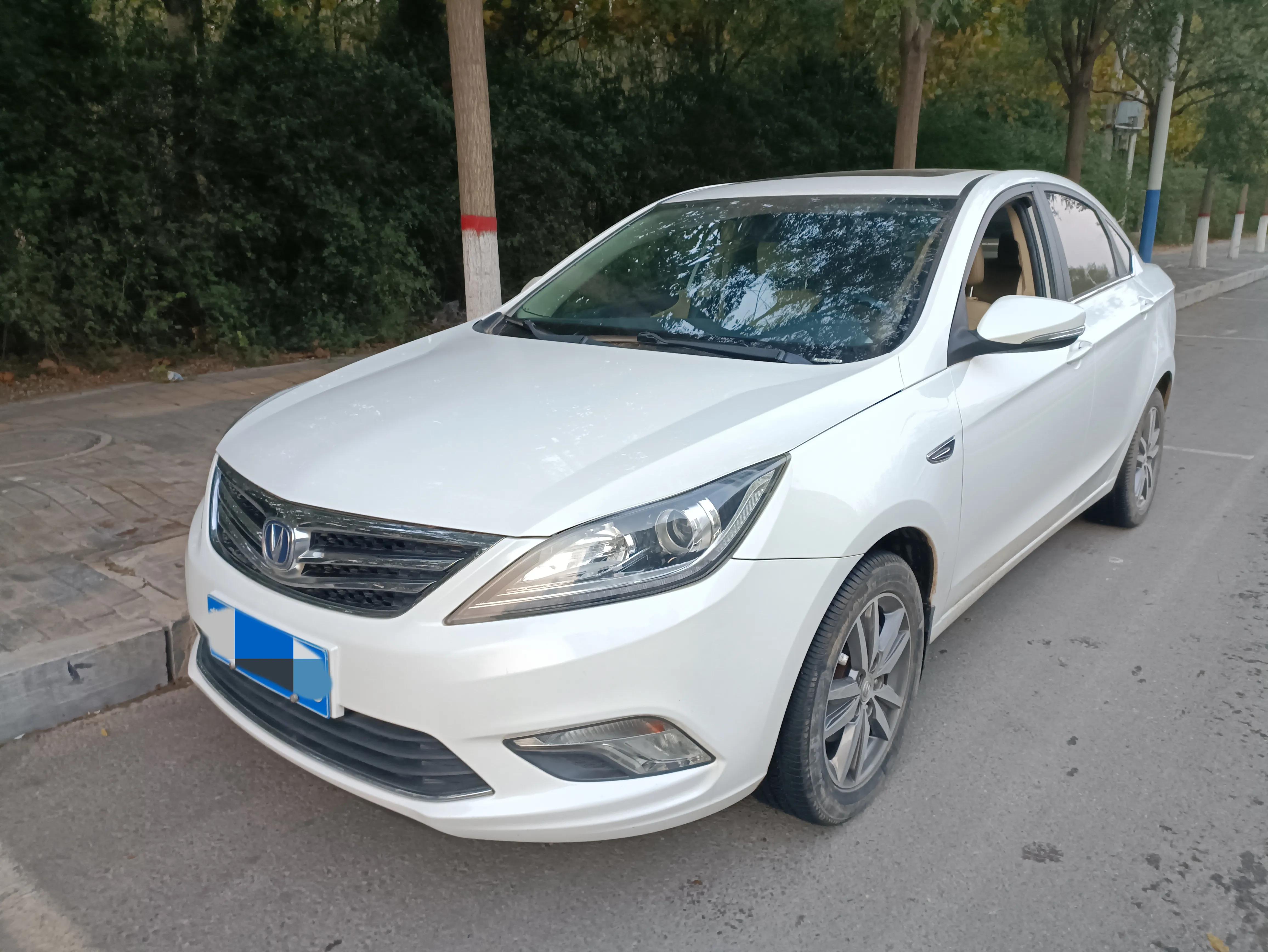 逸动升级汽车音响,逸动四喇叭和六喇叭