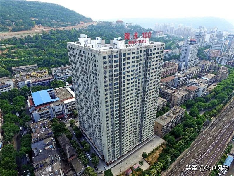 吃水不忘挖井人致富不忘家乡人,吃水不忘挖井人扶贫