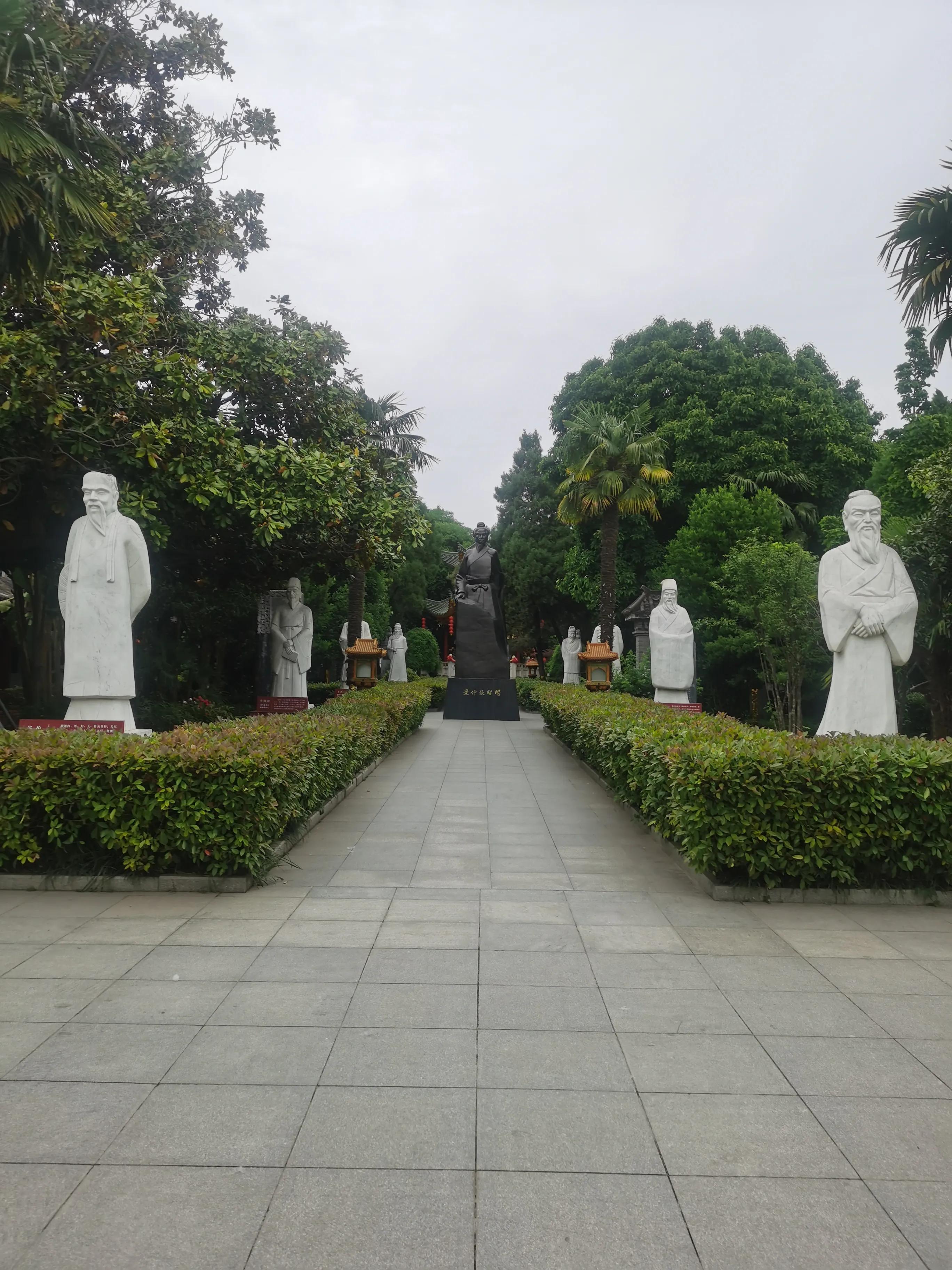 南阳印象龙展示设备有限公司,南阳印象婚纱摄影