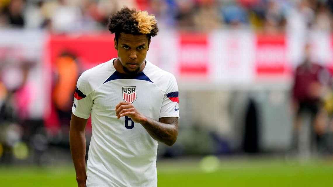 2022年世界杯球衣排名：卡塔尔的每一件球衣都被评估为加冕冠军