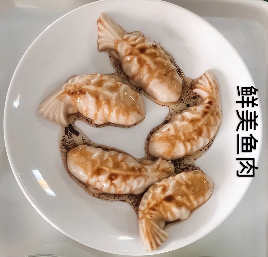 吃东西呛了后会呕吐吗,吃东西呛着了喝水管用吗