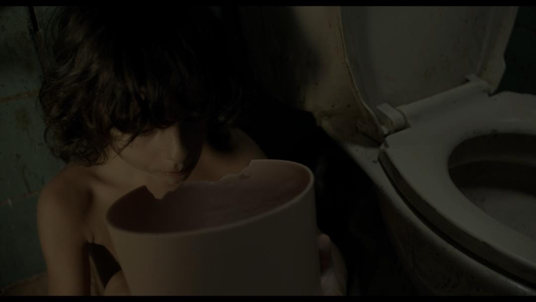 年度R级惊悚！谁还没被刷屏