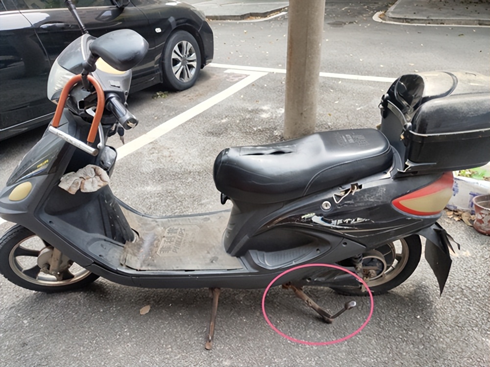 电瓶车支撑架坏了怎么办,修电动车支撑架视频