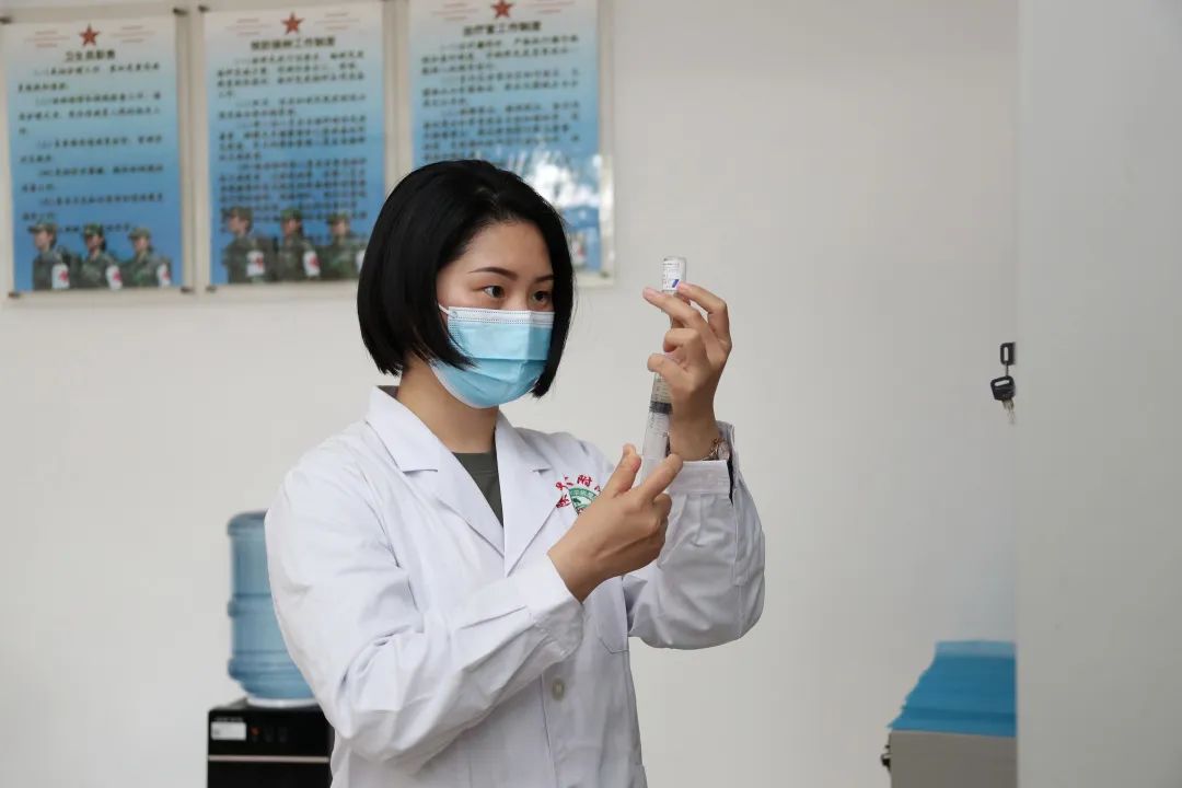 军营帅气视频,镜头下的军营青春岁月