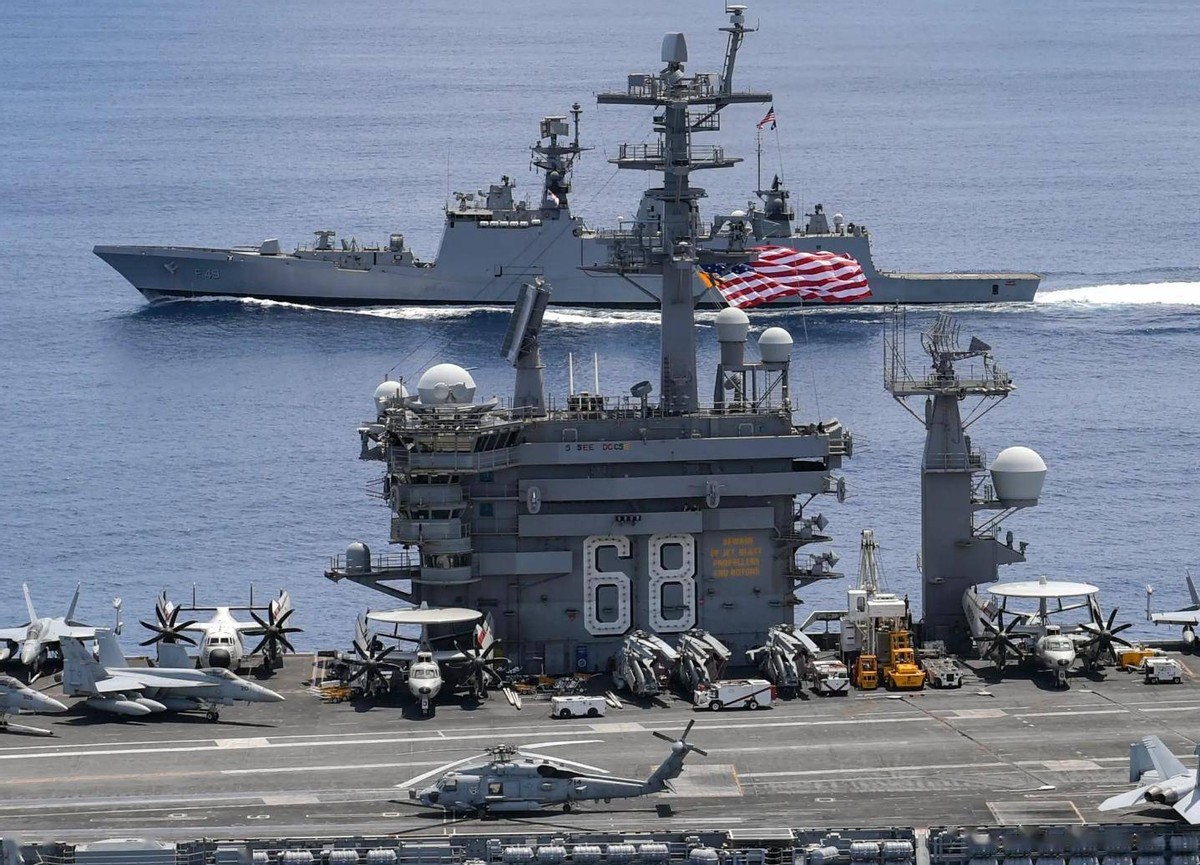 当今世界最安全的两个国家，一个谁也打不赢，一个谁也打不赢