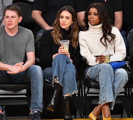 湖人队场边女球迷,湖人场边女粉丝