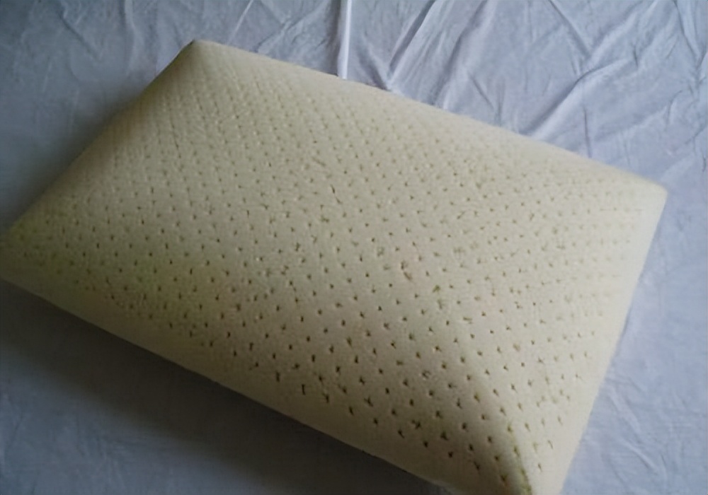 乳胶枕的产品测评,乳胶枕好的是不是很软