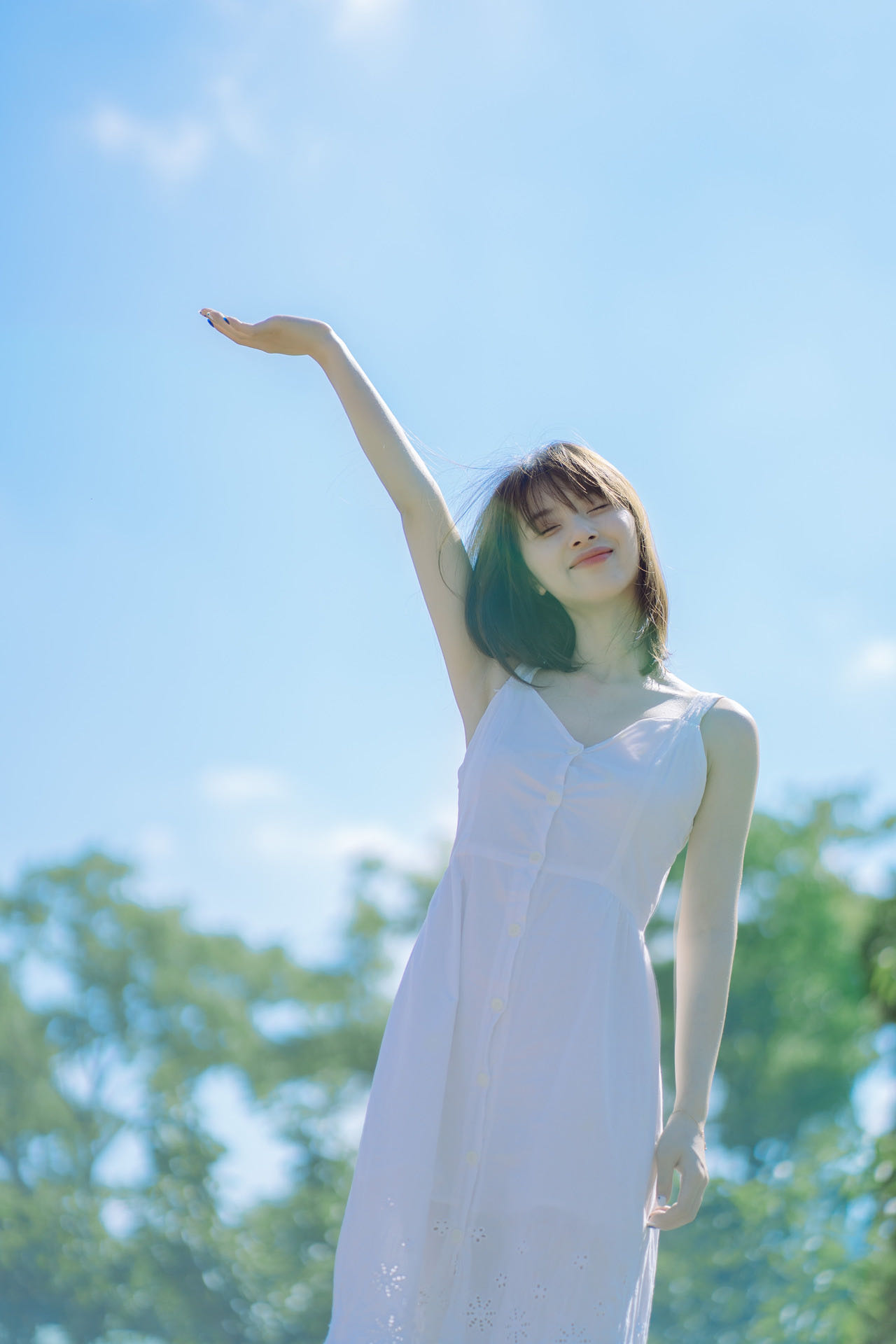 拍照手姿势怎么好看,拍照手怎么摆好看又简单