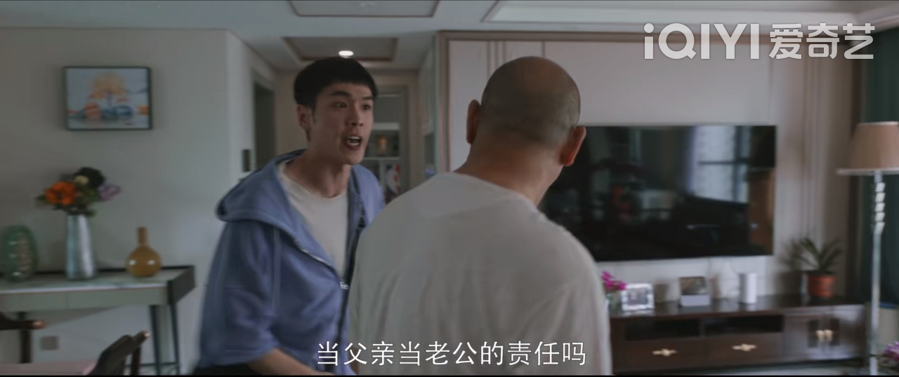 警察荣誉李大为父母后续,警察荣誉李大为妈妈和爸爸