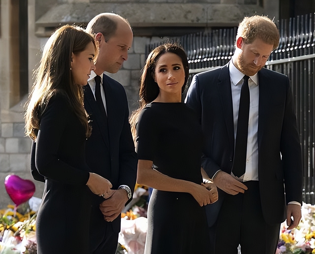 哈里退出王室对威廉有影响吗,哈里退出王室对威廉有伤害吗