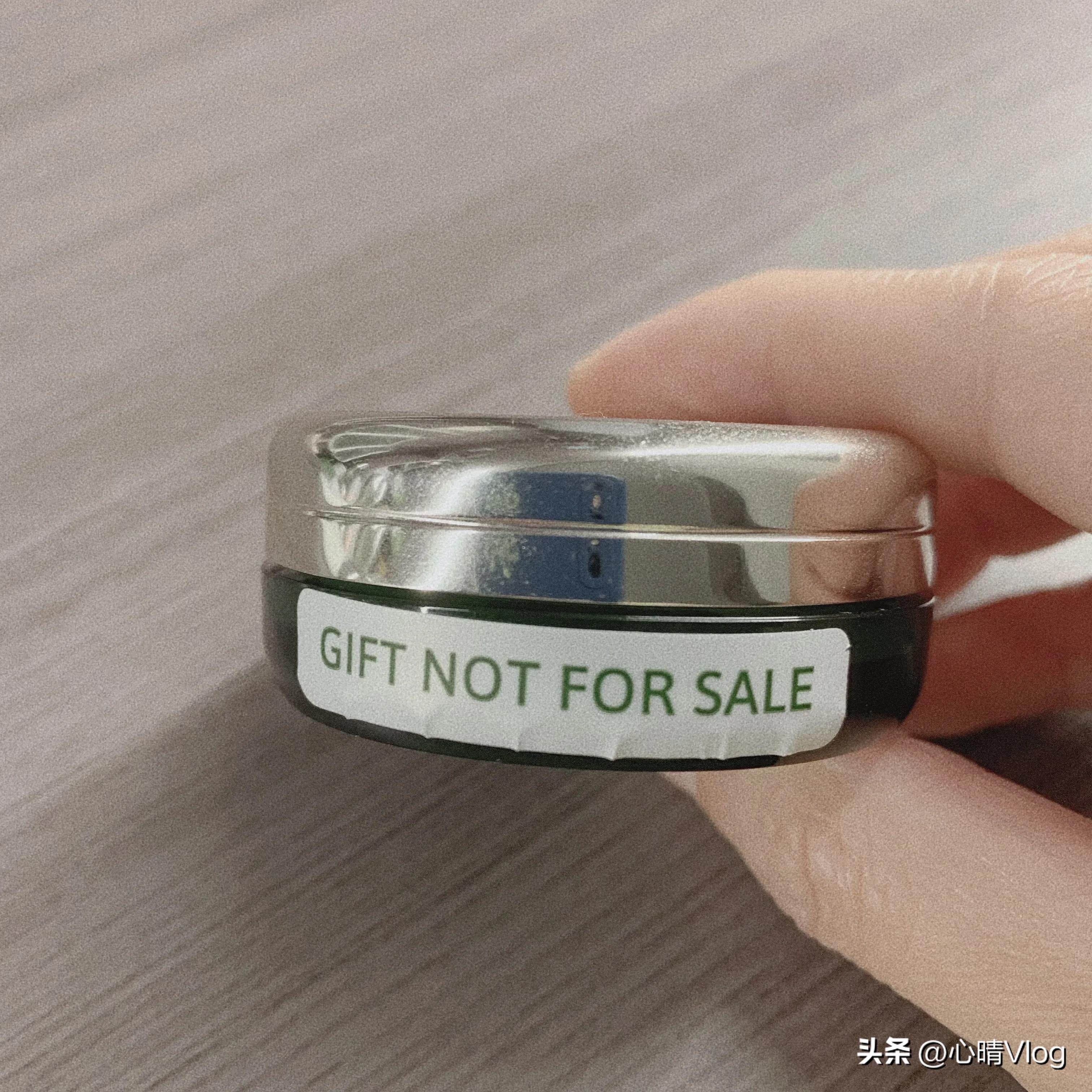 海蓝之谜假化妆品报警,海蓝之谜赠品当正品卖违法吗