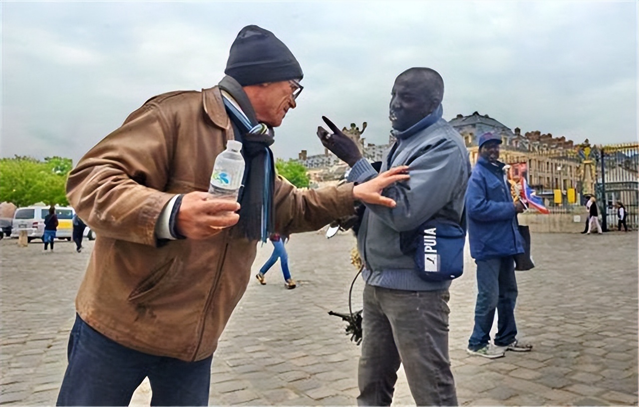 同样都是白人国家，为什么俄罗斯黑人占比只有1%，乌克兰是0.5%？