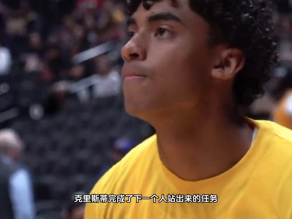 质疑者说速贷中心满是嘘声,我特意调大音量,结果听了一整...