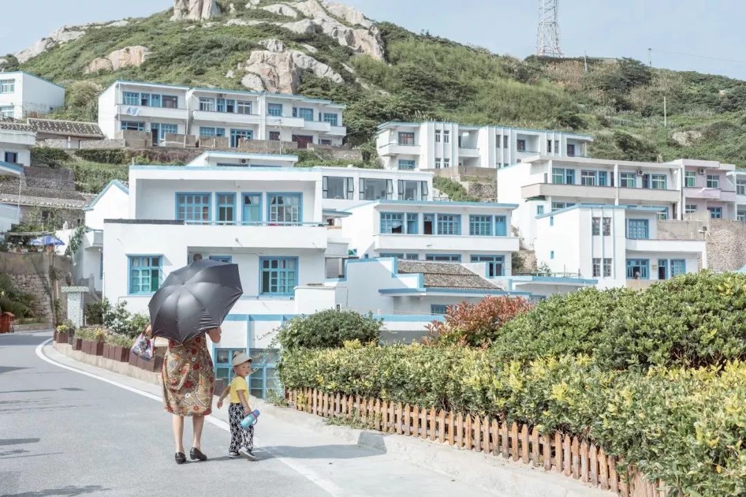 离上海一个小时车程的海边民宿,圣托里尼云上东山海景民宿优惠