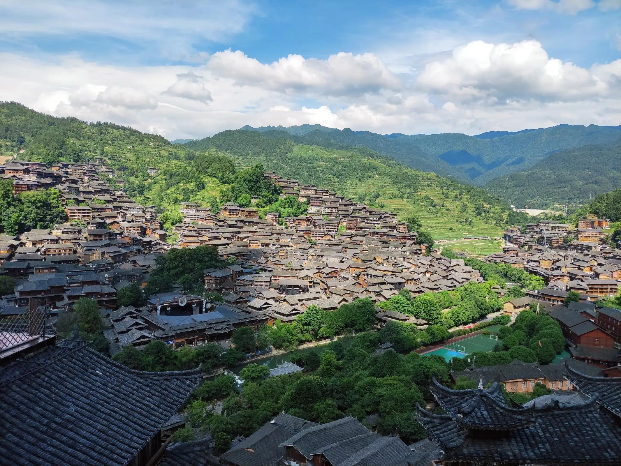 贵州西江千户苗寨景区攻略,贵州西江千户苗寨值得去吗