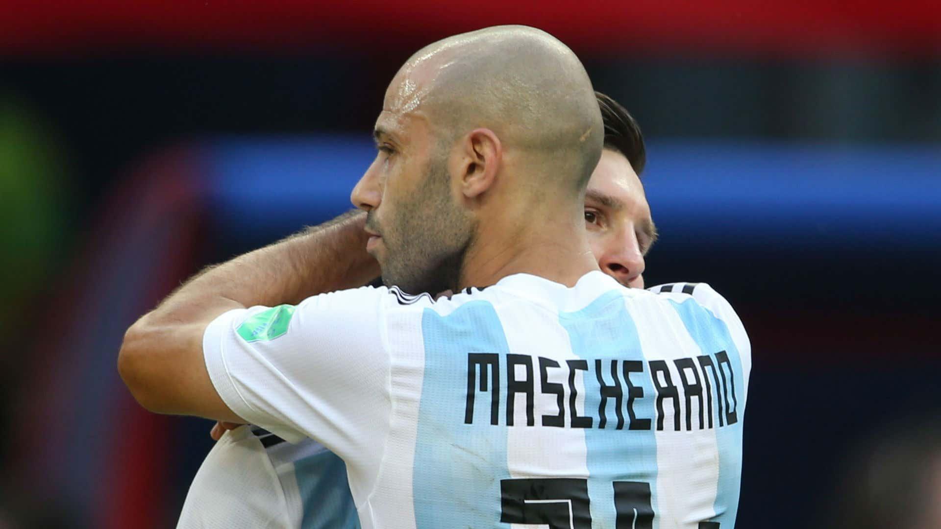 梅西马拉多纳足球,梅西马拉多纳历史地位