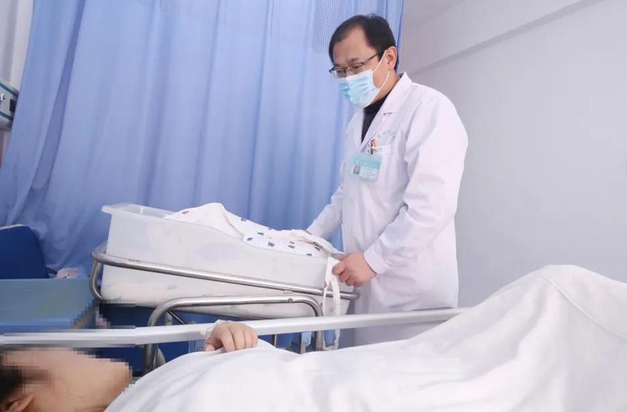 *安泰**市中心医院产科赵旭东：圆妊娠期高血压疾病家庭健康宝宝梦