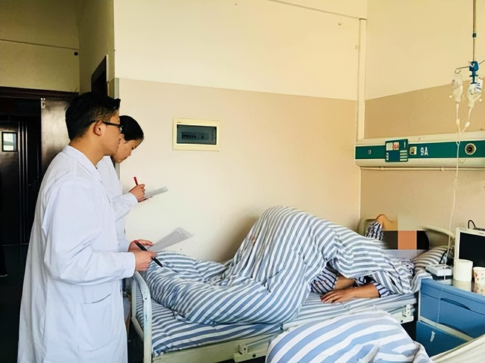 湿润烧伤膏对肛裂应用原理,湿润烧伤膏治疗肛周脓肿